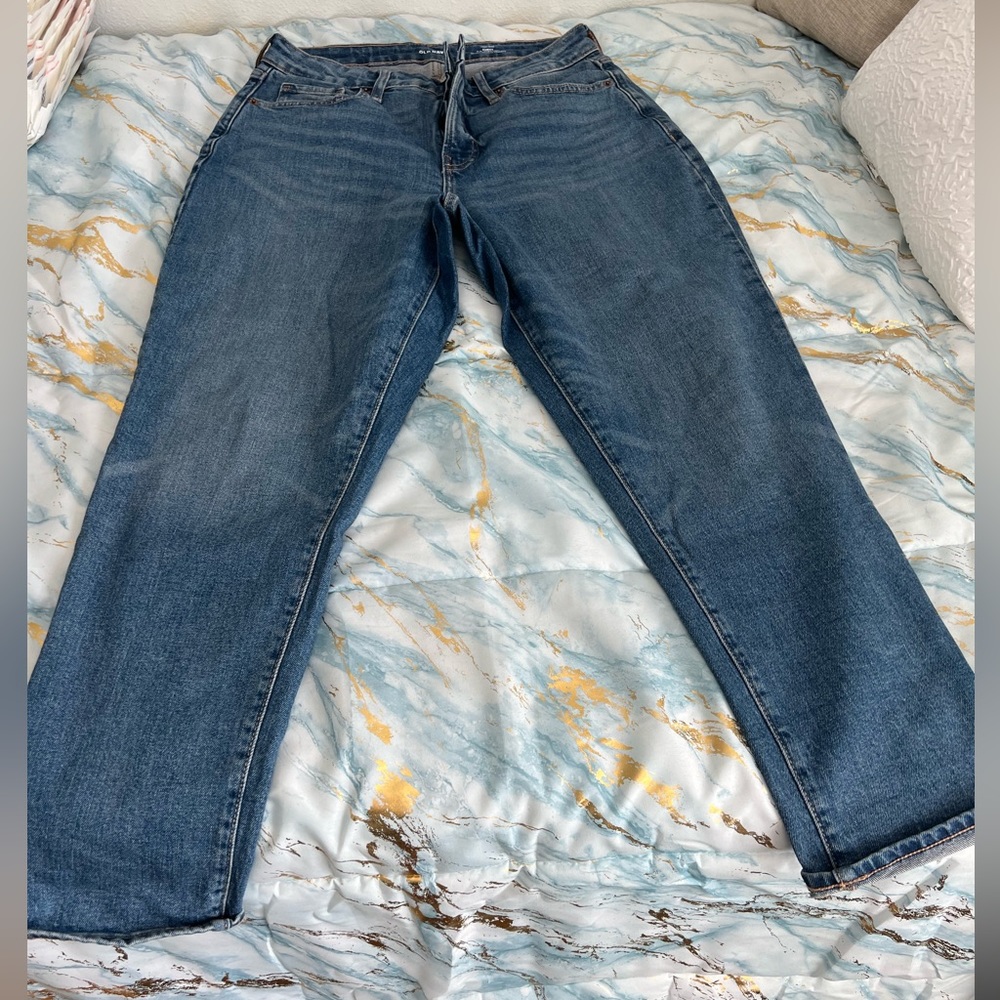 NWOT Old Navy Curvy Straight Leg Jeans Size 10